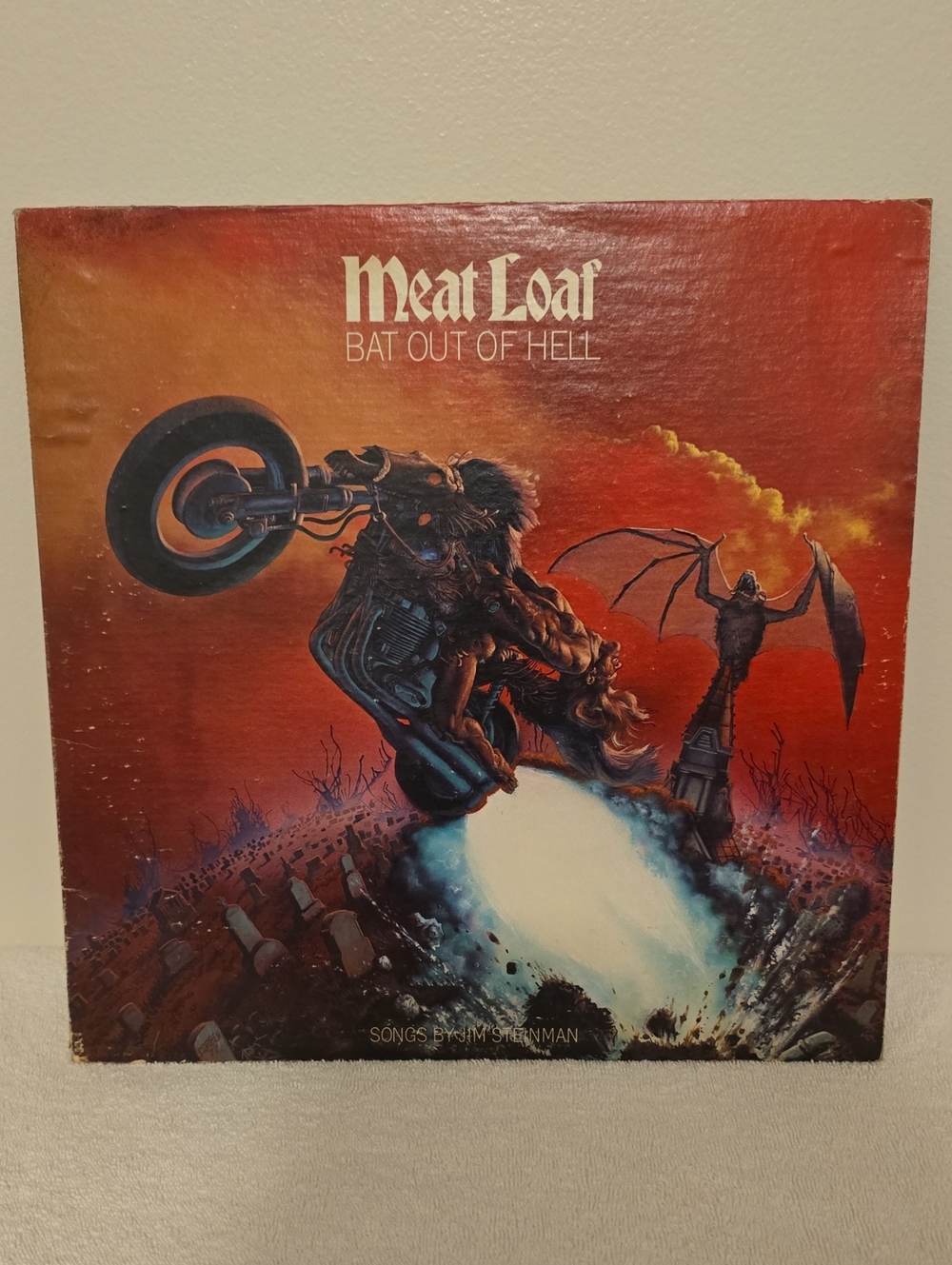 Vintage Meat Loaf Bat Out Of Hell Vinyl Album